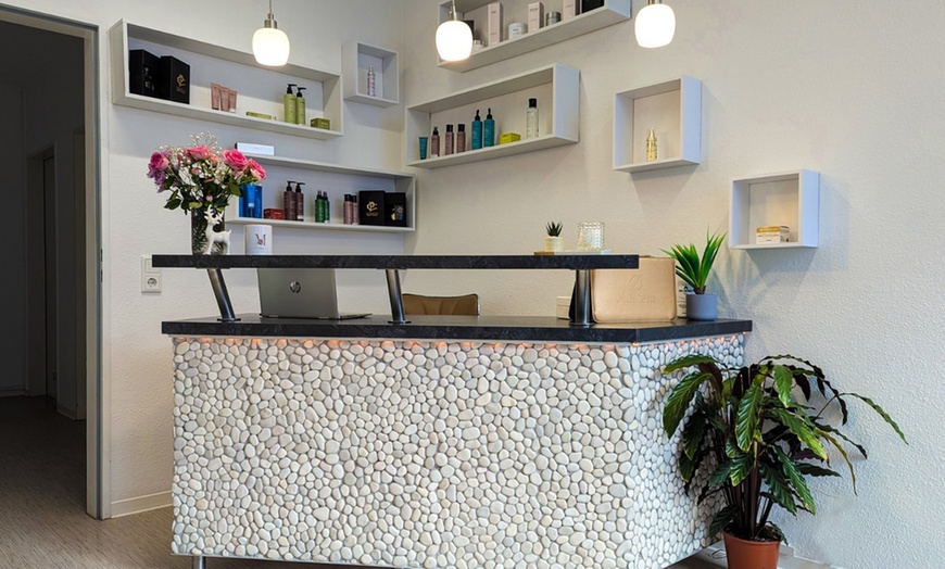 Image 8: Klassische Gesichtsbehandlung oder Aqua-Facial, opt. mit Massage