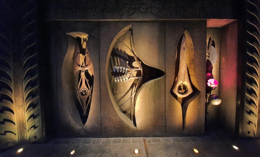 Image 3: Explore the Lost World Aquarium – Entry for Kids, Adults & Families