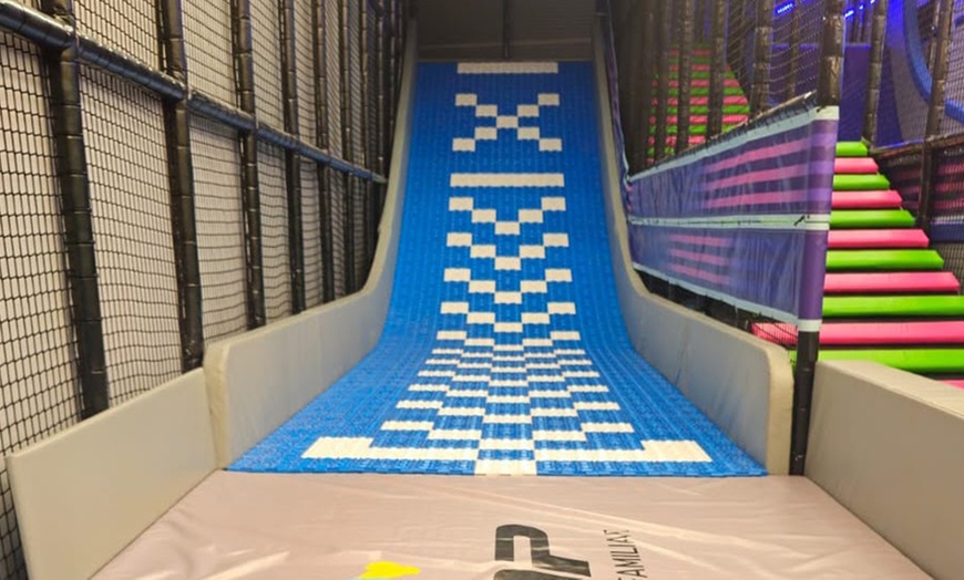 Image 6: ¡Salta sin parar! 1 o 2 horas de saltos en camas elásticas para 1 