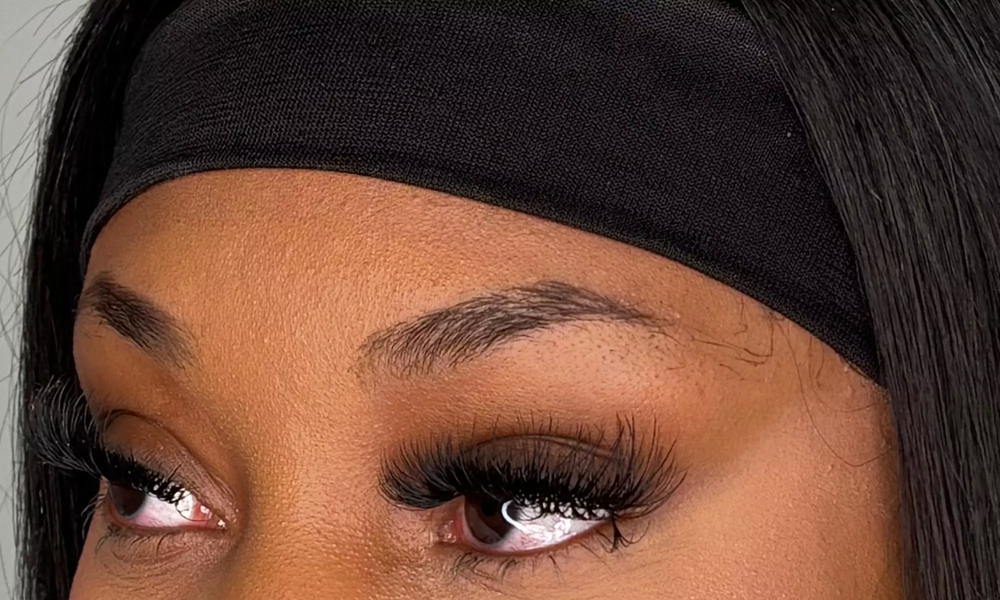 Transform Your Look with One Ombré Powder Brow or/& Touch Up Session