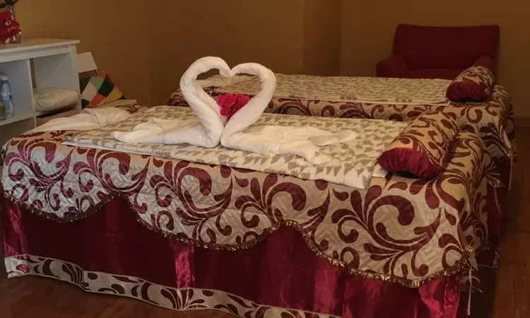 Different Massage Treatments for Individuals or Couples at Spa Kastle