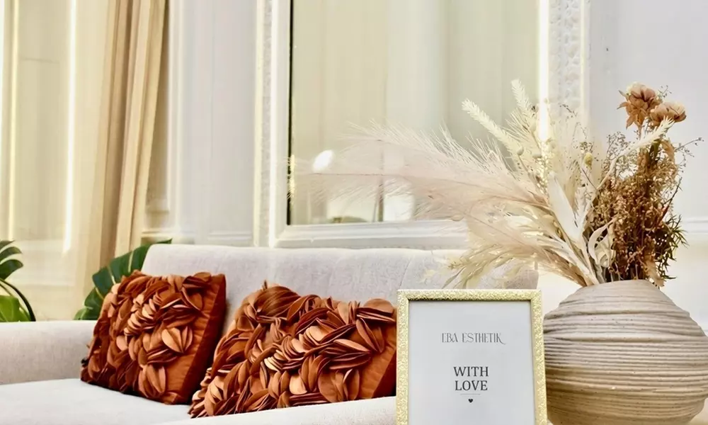 Unifiez votre teint avec un soin anti-taches ciblé 5G Removal