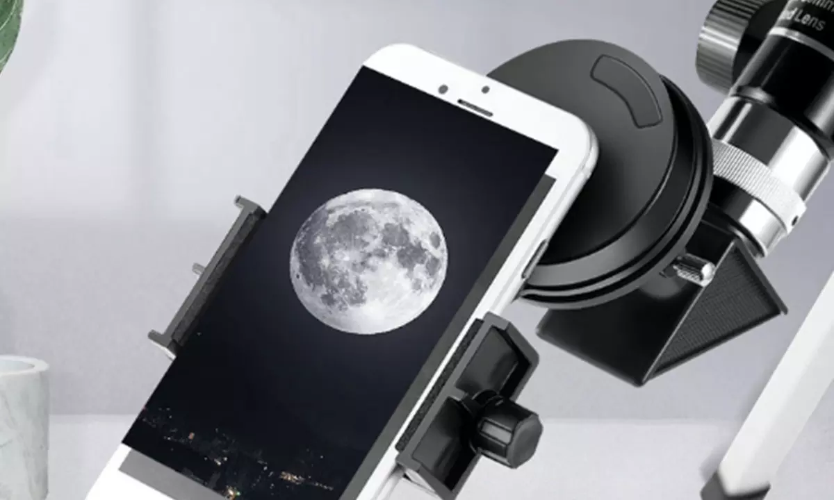 Astronomisches Teleskop-Set mit Stativ