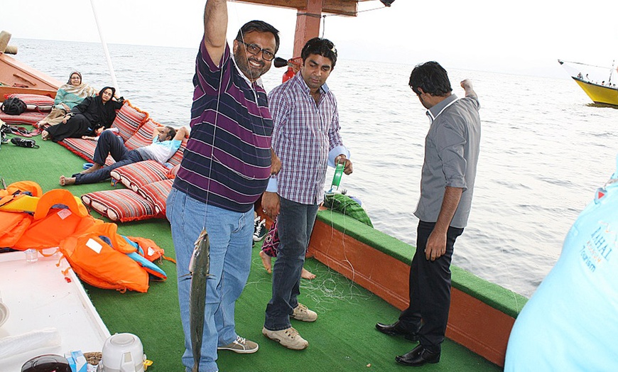 Image 5: Dibba Dhow Cruise With Activities