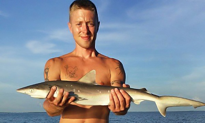 4 Hour Shark Charter For Two Pocket Change Inshore Fishing Charters Groupon