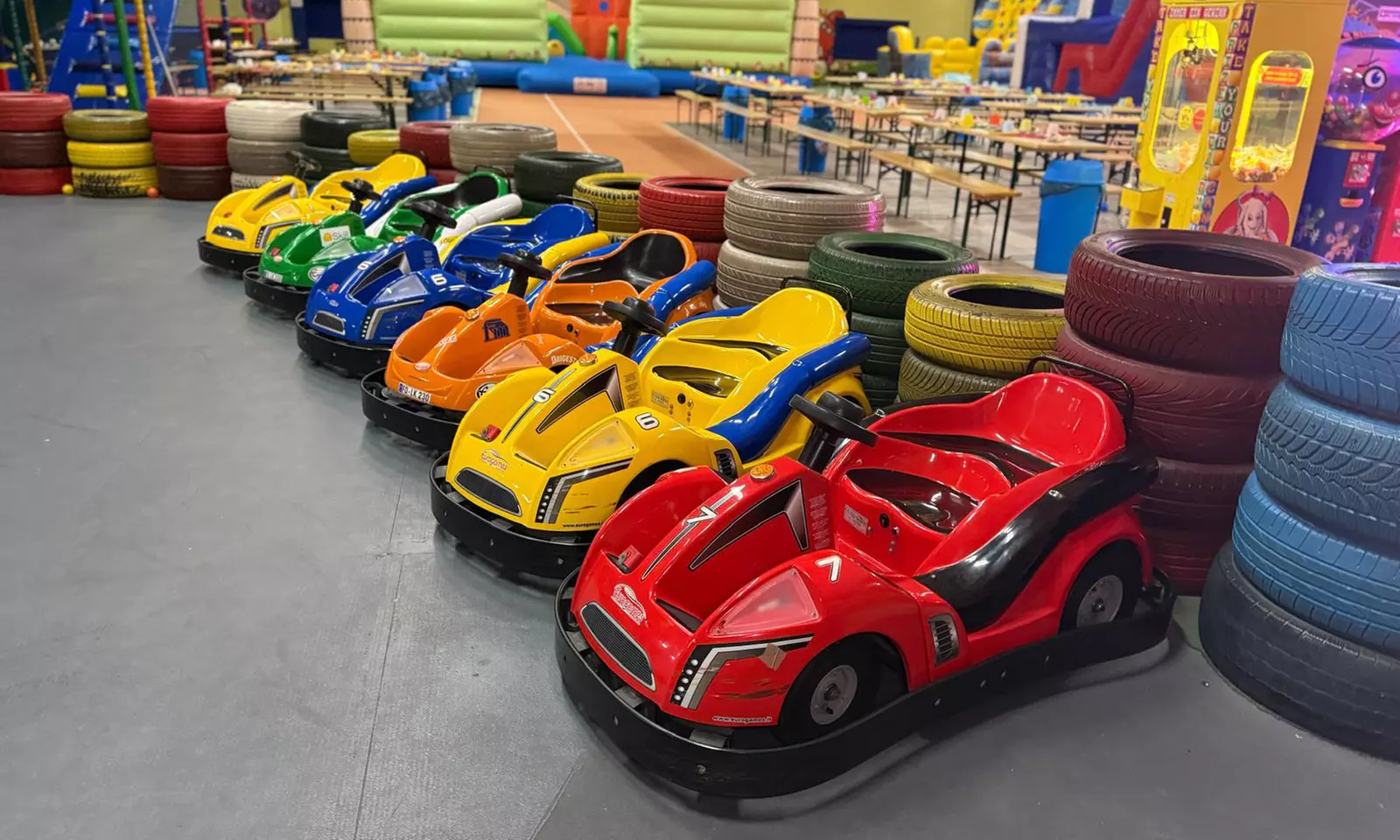 Eintrittskarte für das Kids & Play für 1 - 2 Erwachsene & 1 - 2 Kinder