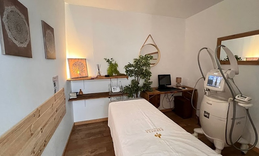 Image 2: Ritual Esencia con masaje para 1 o 2 personas