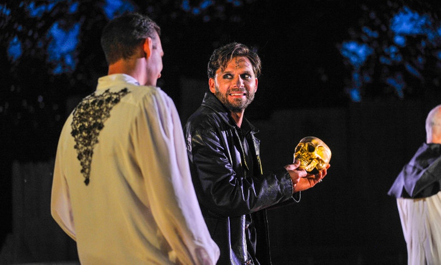 Image 4: Globe Berlin Open Air Theater: 1 Ticket vom 26.06. bis 11.09.2025