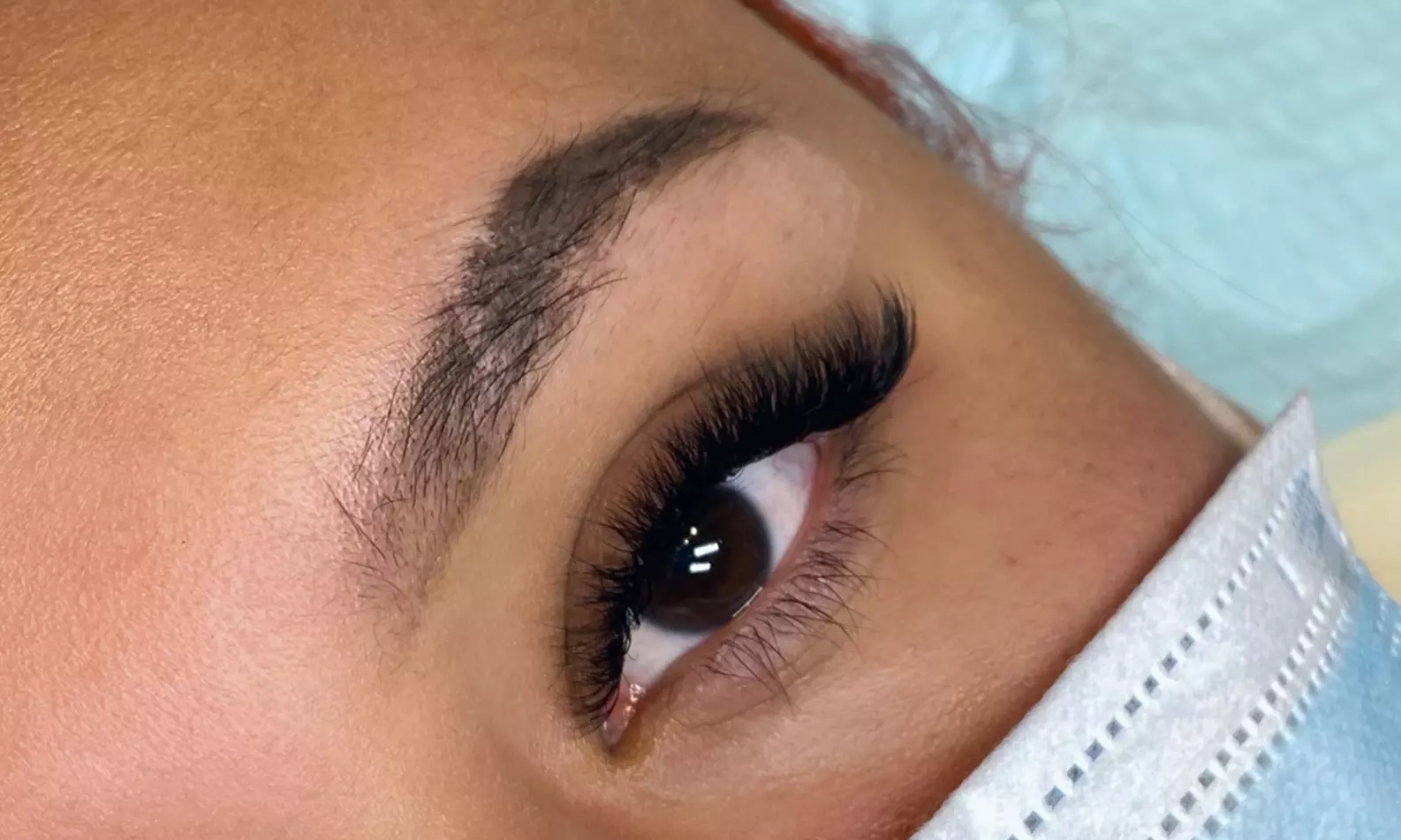 Full Set of Natural Classic or Volume Eyelash Extensions