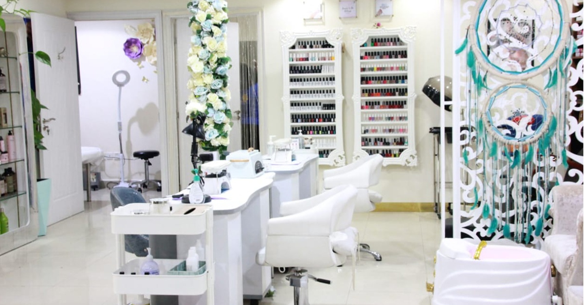 Smooth & Silky: Full-body Waxing And Threading Packages Smooth & Silky: Full-body Waxing And Threading Packages