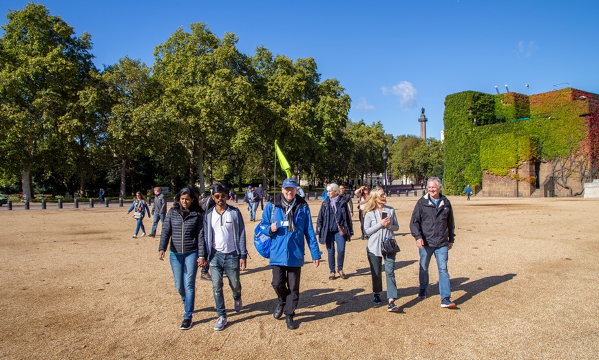 Image 5: Ticket to Royal Walking Tour + Optional Entry to Westminster Abbey