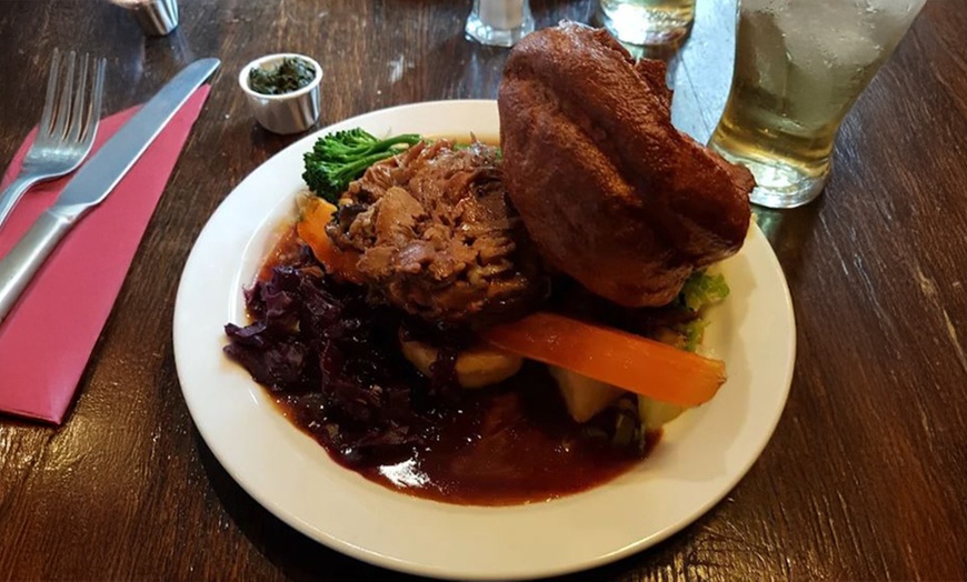 Image 5: Two-Course Sunday Roast with All the Trimmings for 2–4