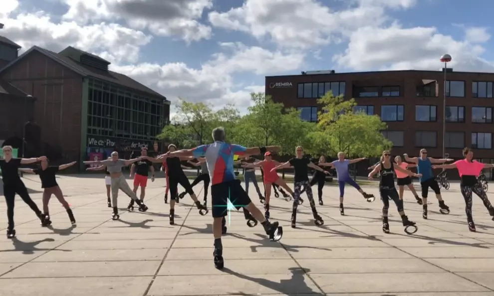 5er- oder 10er-Karte für Jumpschuh-Training & Leihschuhe für 1 Person