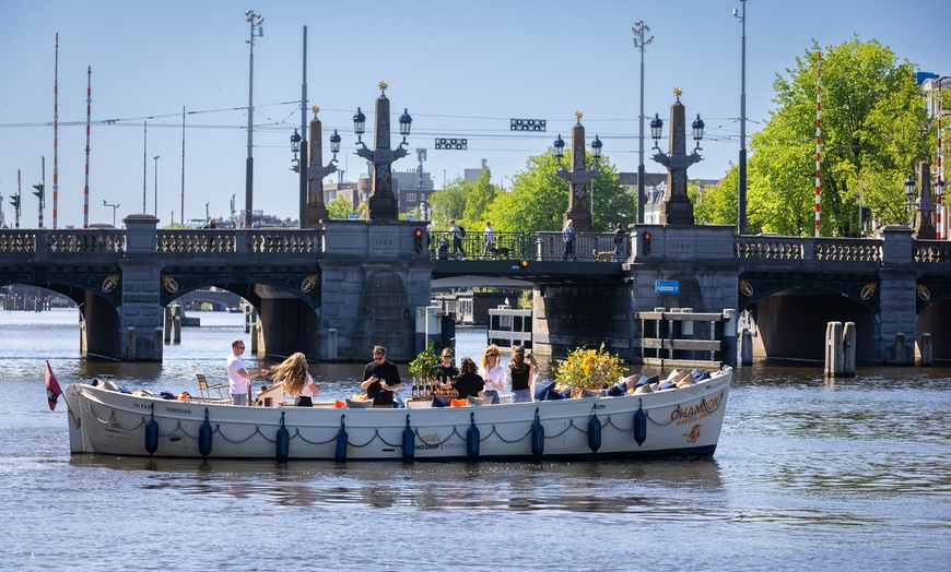 Image 11: Beleef een privé boottocht door de betoverende grachten van Amsterdam