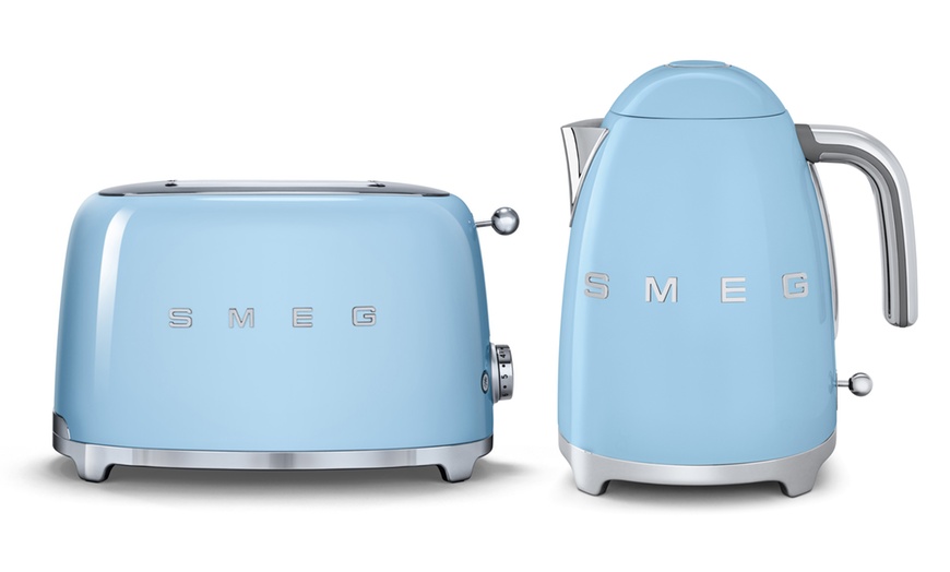 Image 2: SMEG Toaster and Kettle Set