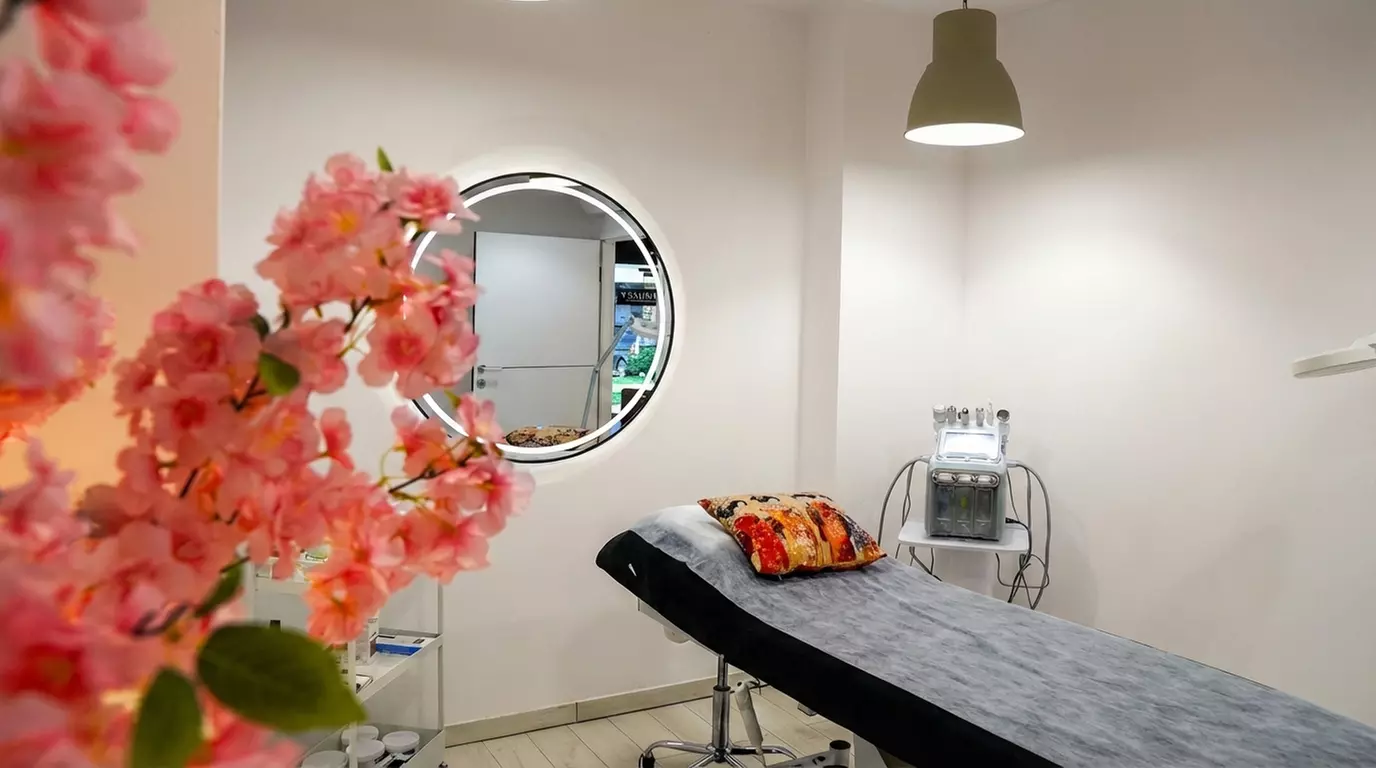 Oczyszczanie wodorowe AquaClean H2+ z opcją dodatkowych zabiegów