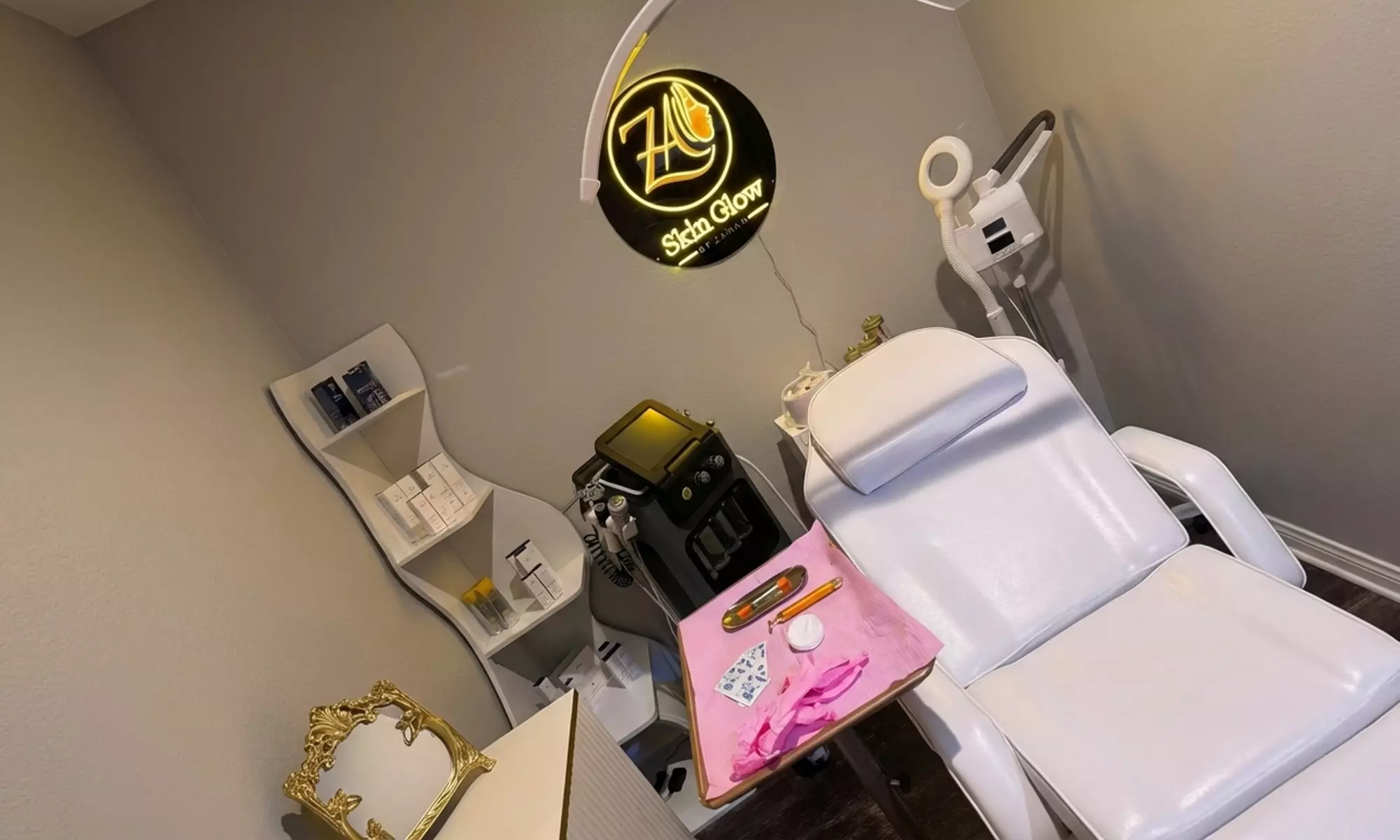 Enhance Yourself with 20, 40 or 60 Units of Botox or Lip Enhancement