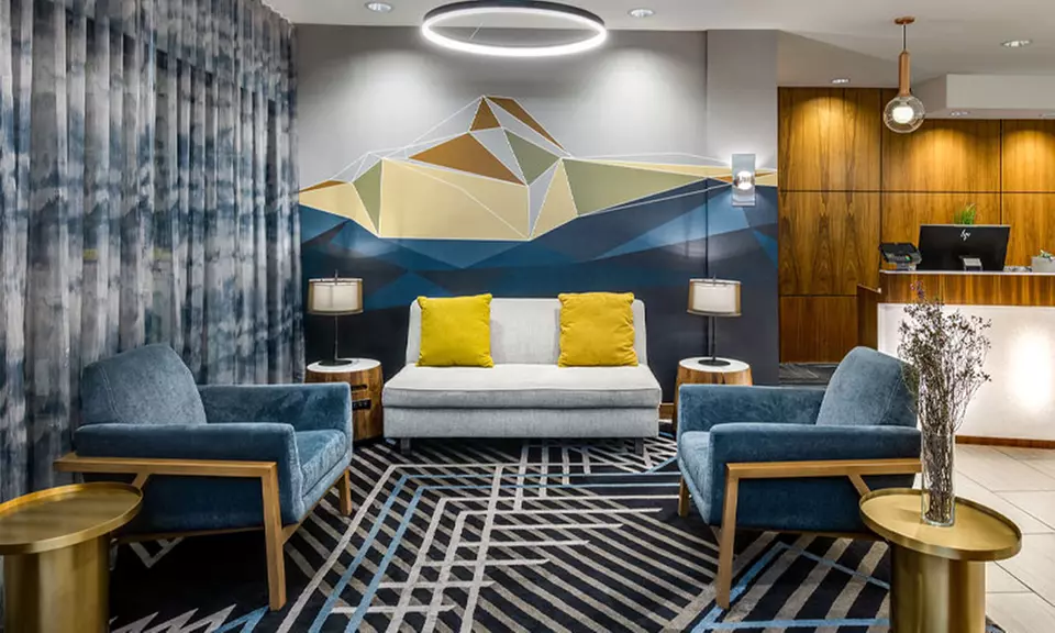 Stylish 4-Star Hotel at Denver Downtown - Book Now!