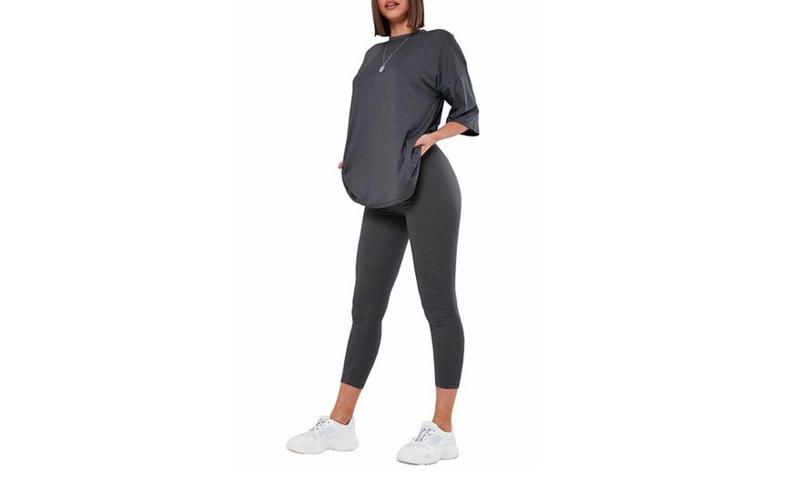 Image 14: Women's Oversized T-shirt and Leggings Co-Ords Lounge Set