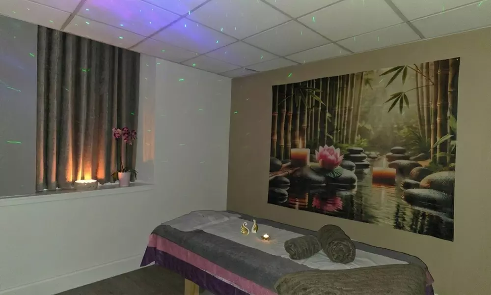 Relaxing or Deep Tissue Massage (30 or 60 Minutes)