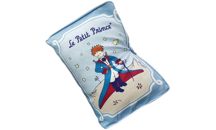 Image 19: Kissen in Buchform