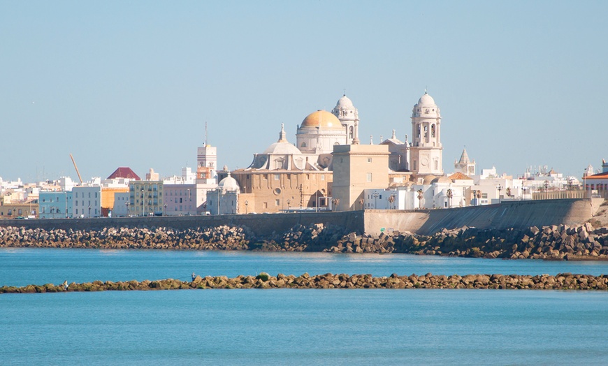 Image 3: Andalusia: 6 Nights with Tour and Car Rental