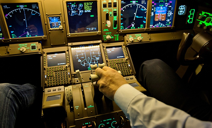 Image 4: 30, 60 oder 120 Min. im Flugsimulator Boeing 777 für 1 Person