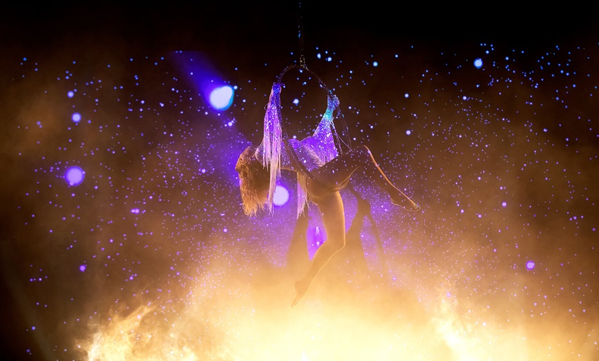 Image 6: Entre rires, strass & gastronomie : une soirée de rêve près de Rouen