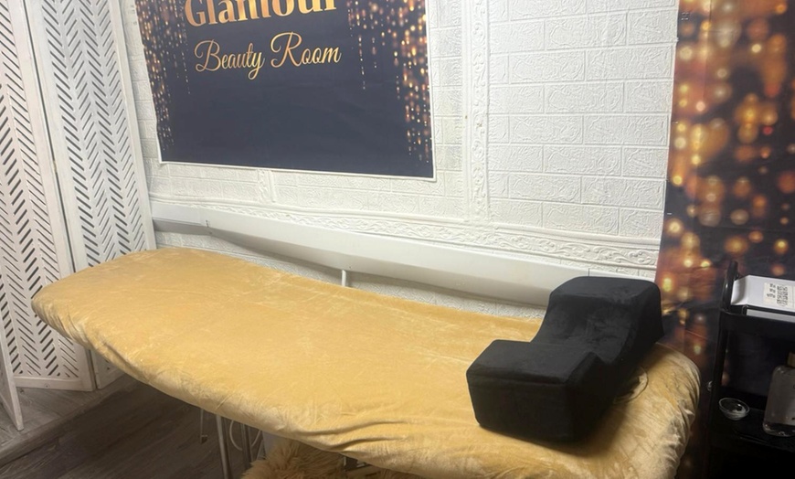 Image 2: 1 o 2 masajes relajantes de cuerpo completo con duración a elegir