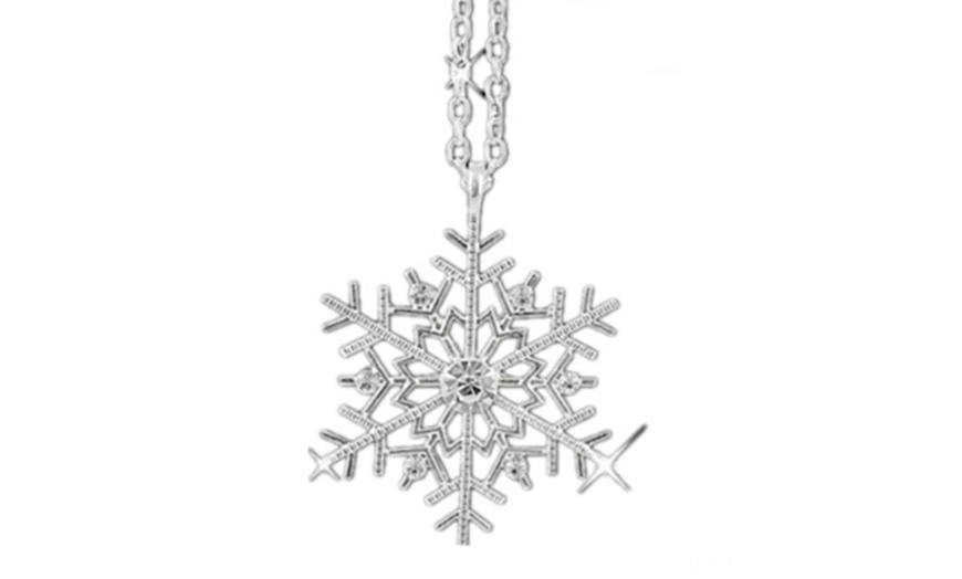 Image 2: Snowflake Necklace 