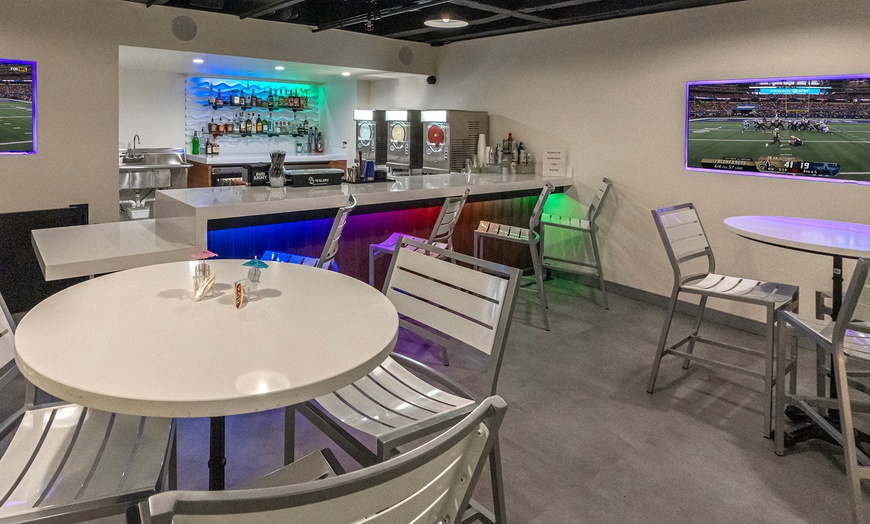 Image 21: Member Pricing: Budget Hotel in Central NOLA with Rooftop Pool 