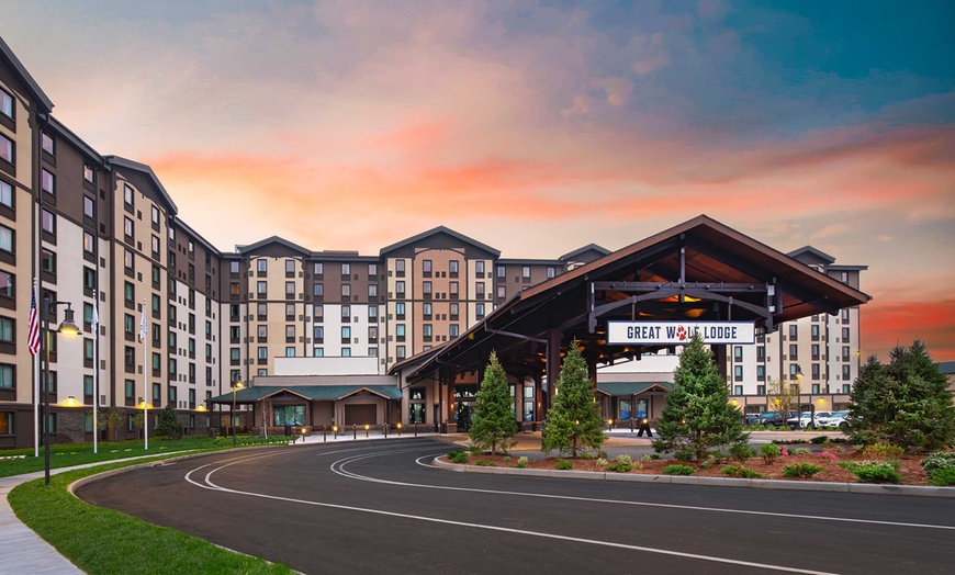 Image 11: Great Wolf Lodge: Gift Card for Stays & Water Park Fun at 22 Locations