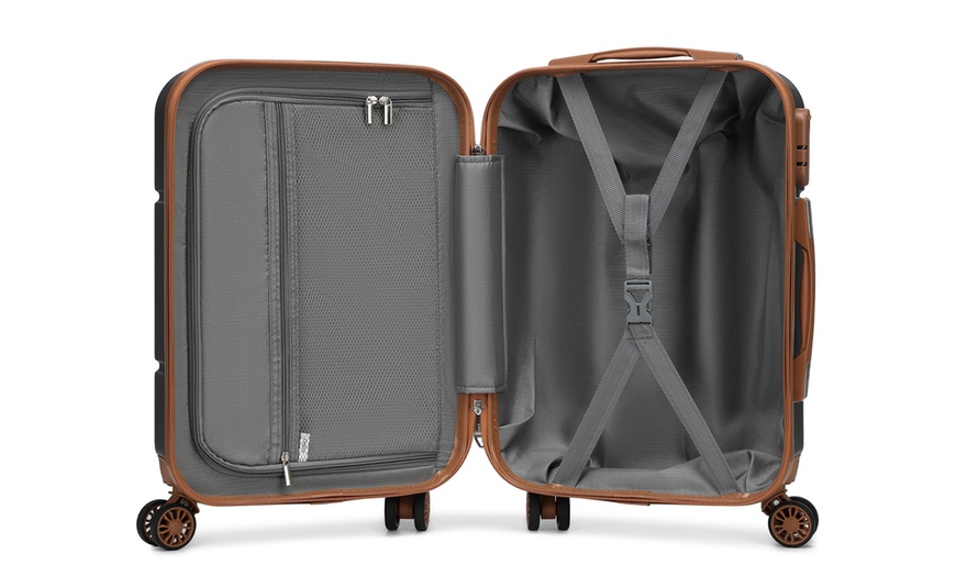 Image 11: 20 Inch Cabin Suitcase and a Travel Bag Set 