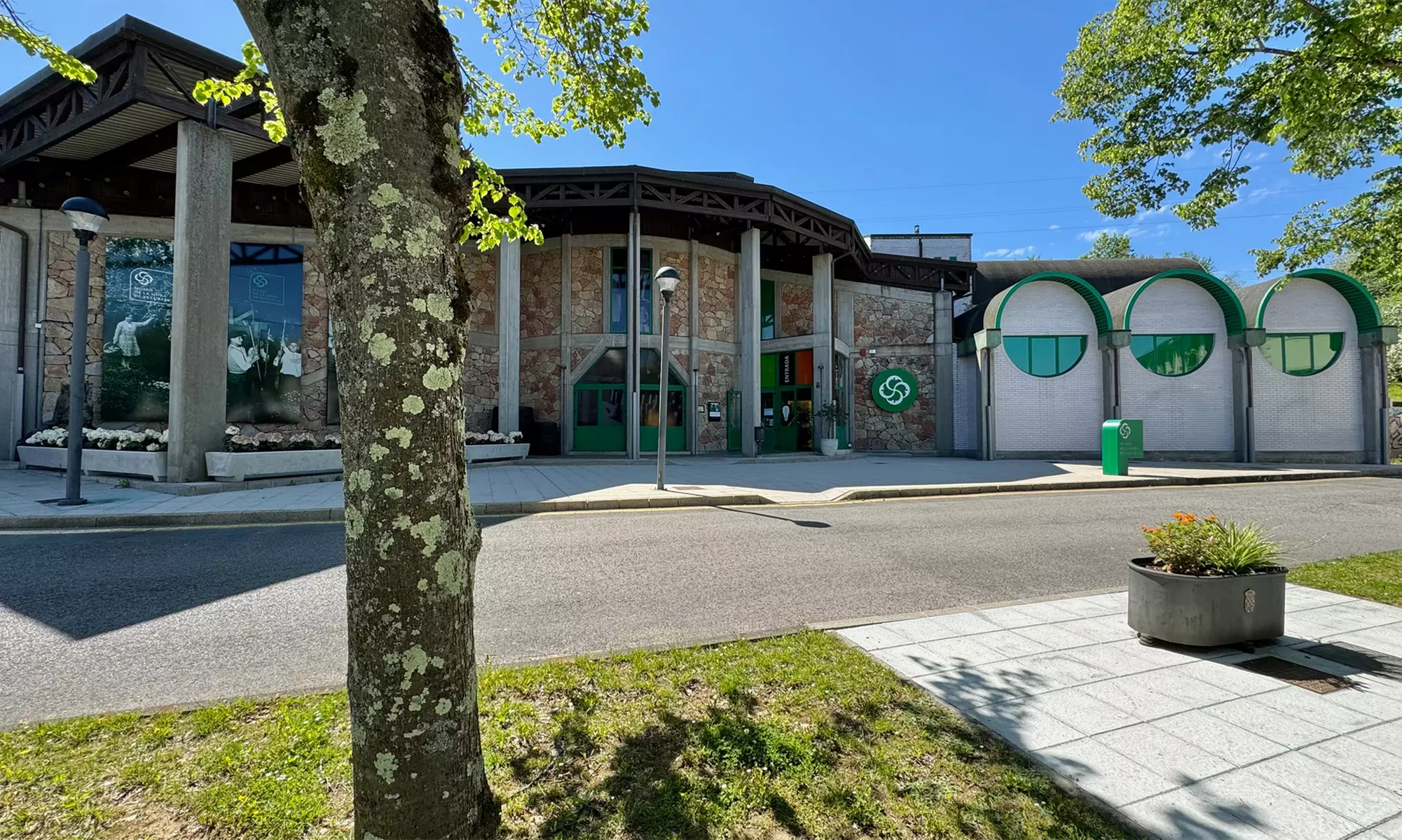 Visita al Museo de la Sidra y cata con aperitivos y pack regalo