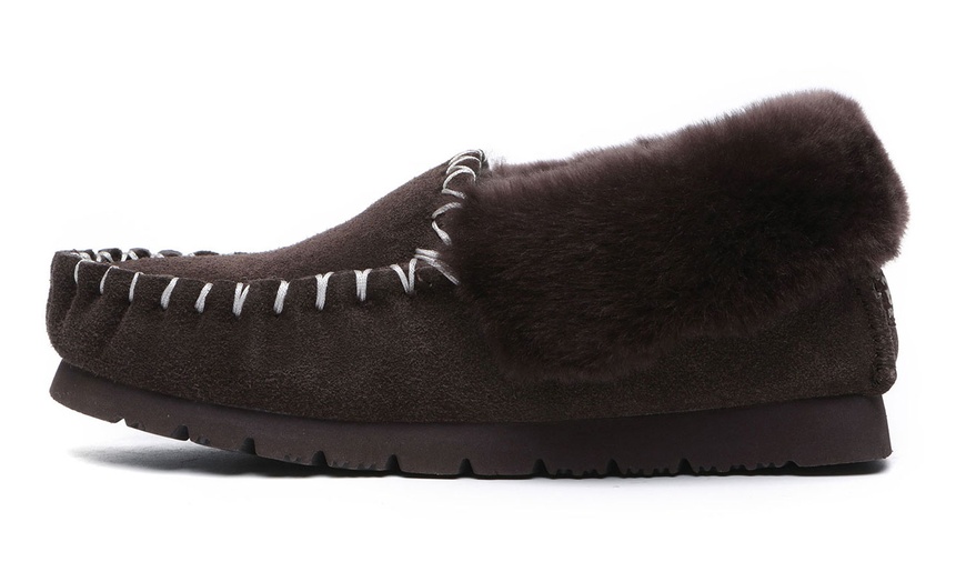 Image 8: Popo Moccasins Slipper Uggs
