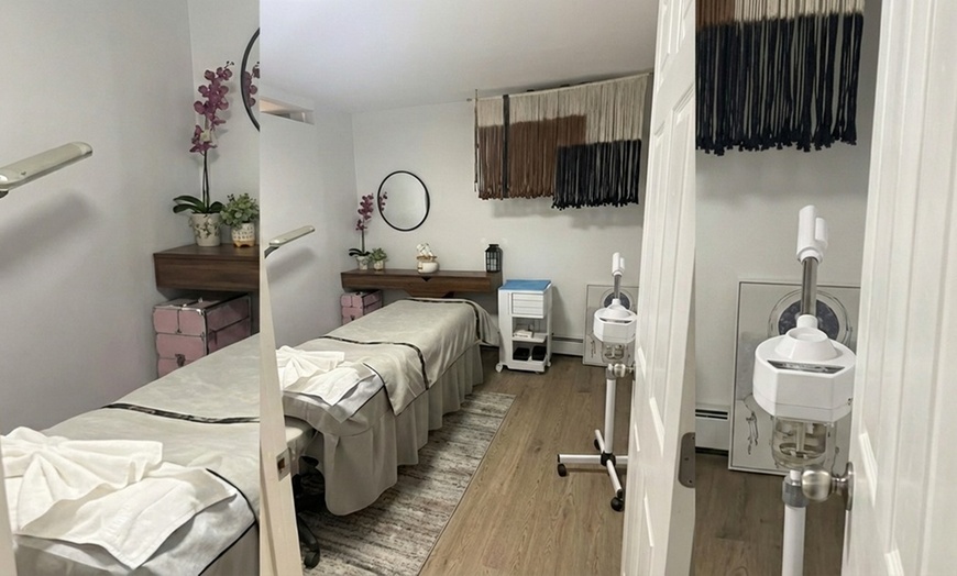 Image 2: 1, 2, or 3 Session of 60-Min Hot Stone, Deep Tissue or Swedish Massage