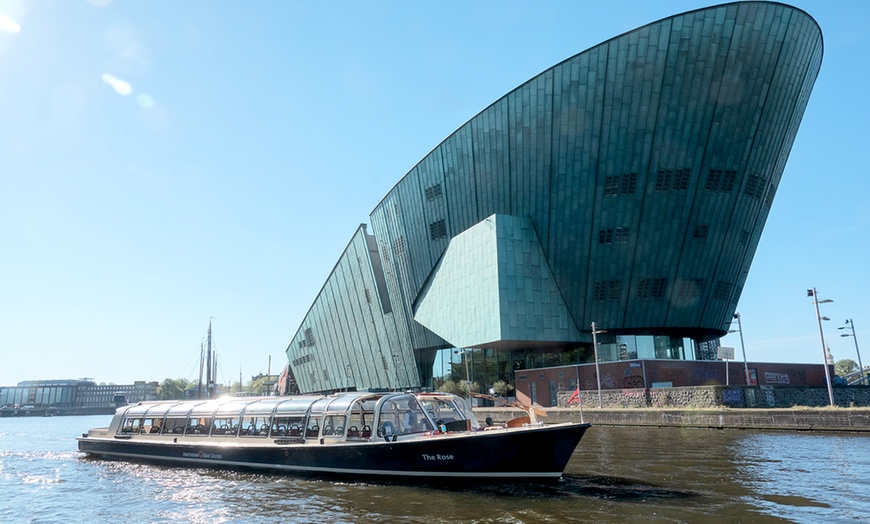 Image 9: Rondvaart van 75 minuten door Amsterdam met daarna een burgermenu