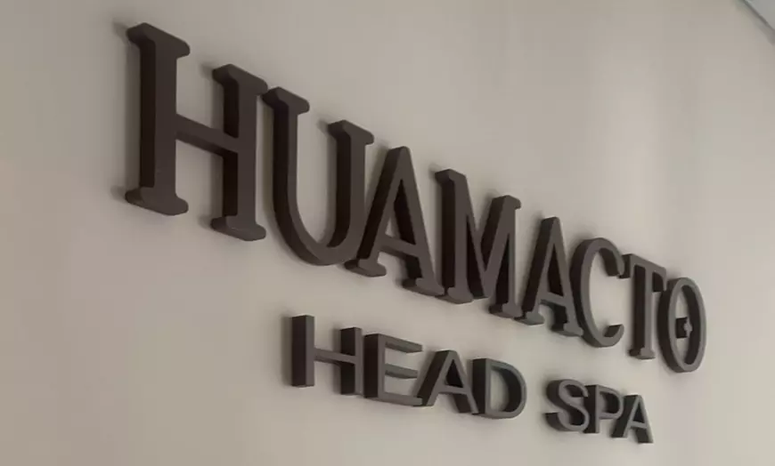 Image 2: Head spa de 60 o 90 minutos con opción a lifting facial y reflexología