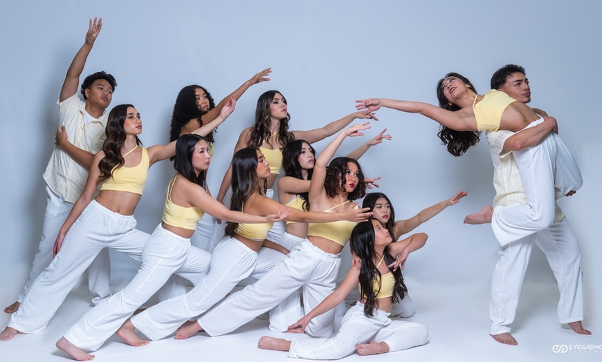 Image 2: Beginner Hip Hop Dance Classes: Learn Routines & Build Confidence