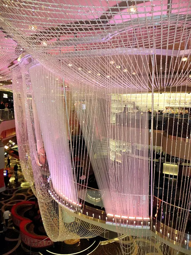 ✈ Viva Las Vegas: The Ultimate 4-Day with Air & Hotel