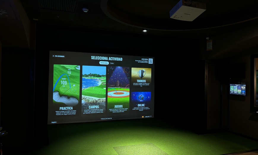 Image 9: Simulador de golf indoor: hasta 20 horas de juego para 1-6 personas