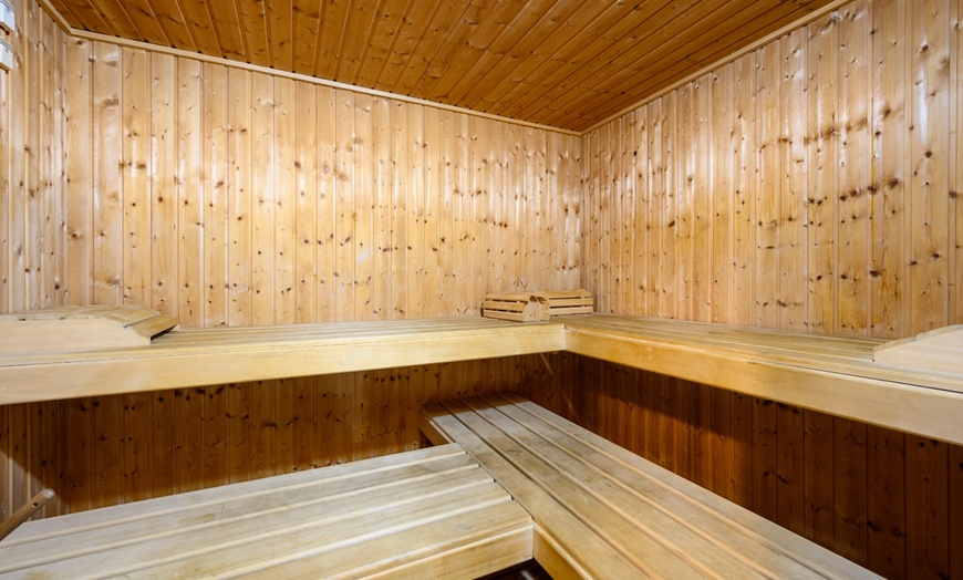 Image 3: Tratamiento reafirmante inyectado facial con opción a mesoterapia