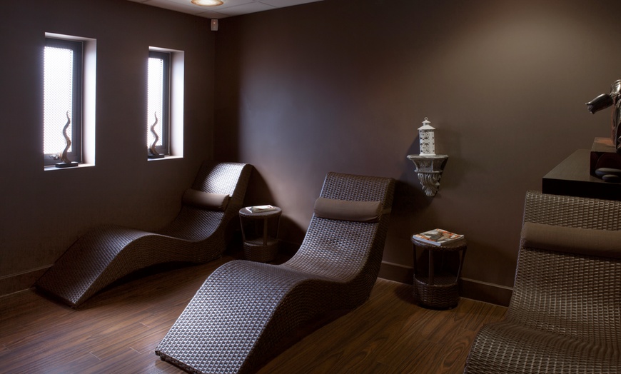 Image 9: Spa Day With Elemis Treatment