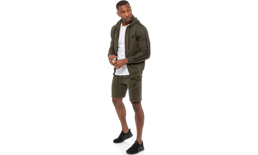 Image 8: Two-Pack Enzo Men's Fleece Shorts 