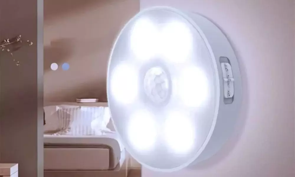 Luz nocturna inalámbrica recargable con detección de movimiento