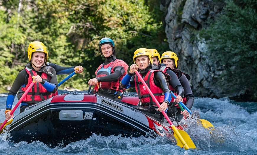 Image 1: Rafting en Savoie avec Evolution 2, sensations et nature garanties