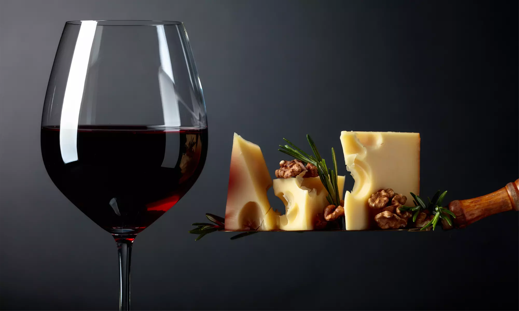 Dinner In The Dark mit 3-Gänge-Überraschungsmenü & Führung