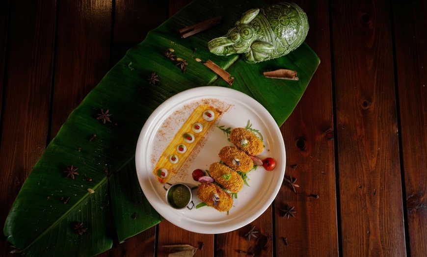 Image 4: Romantic Valentine’s Premium 5-Course Dinner with Sparkling Beverage 