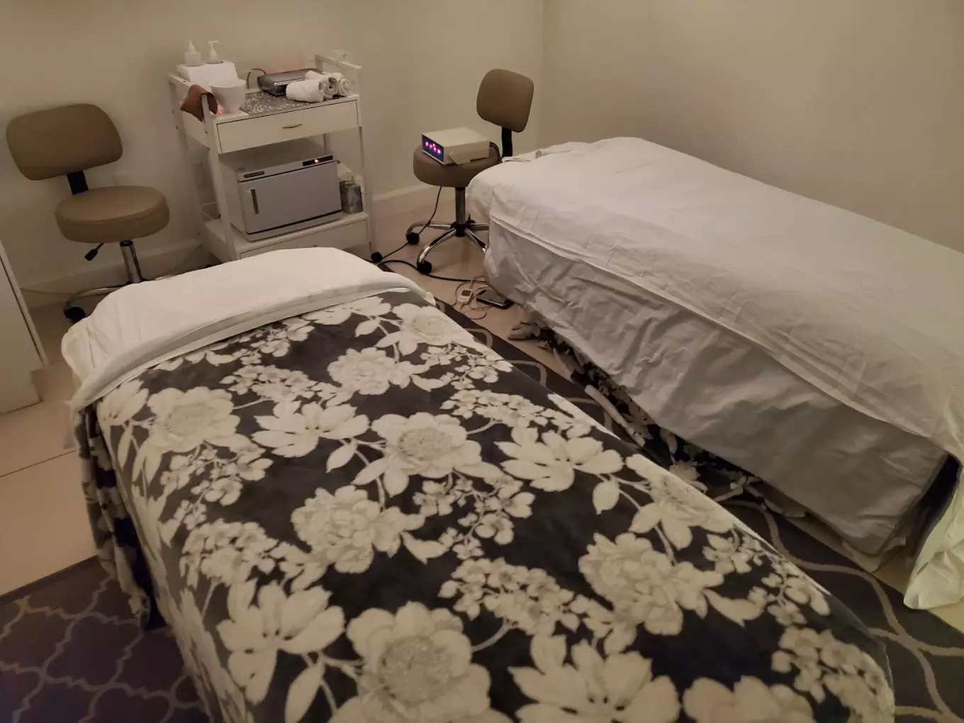 Solo or Couples Champagne Spa Experience