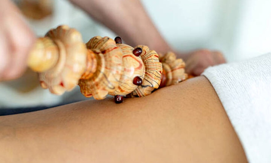 Image 6: 3, 6 o 9 ses. de maderoterapia con m.drenante, con hasta un 64% de dto